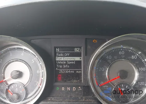 2013 Chrysler Town & Country Touring from USA, damaged, VIN 2C4RC1BG2DR802396